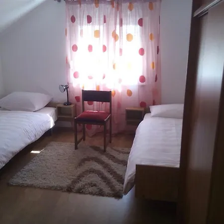 Star Guest house *